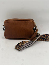 Load image into Gallery viewer, The mesa crossbody