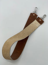 Load image into Gallery viewer, Blonde Palomino Hair-on-Hide Cowhide Leather Bag Strap