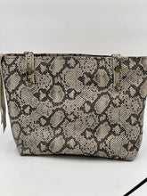 Load image into Gallery viewer, Medium Snake Skin Leather Tote Bag